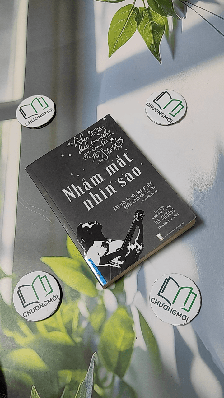Nhắm Mắt Nhìn Sao