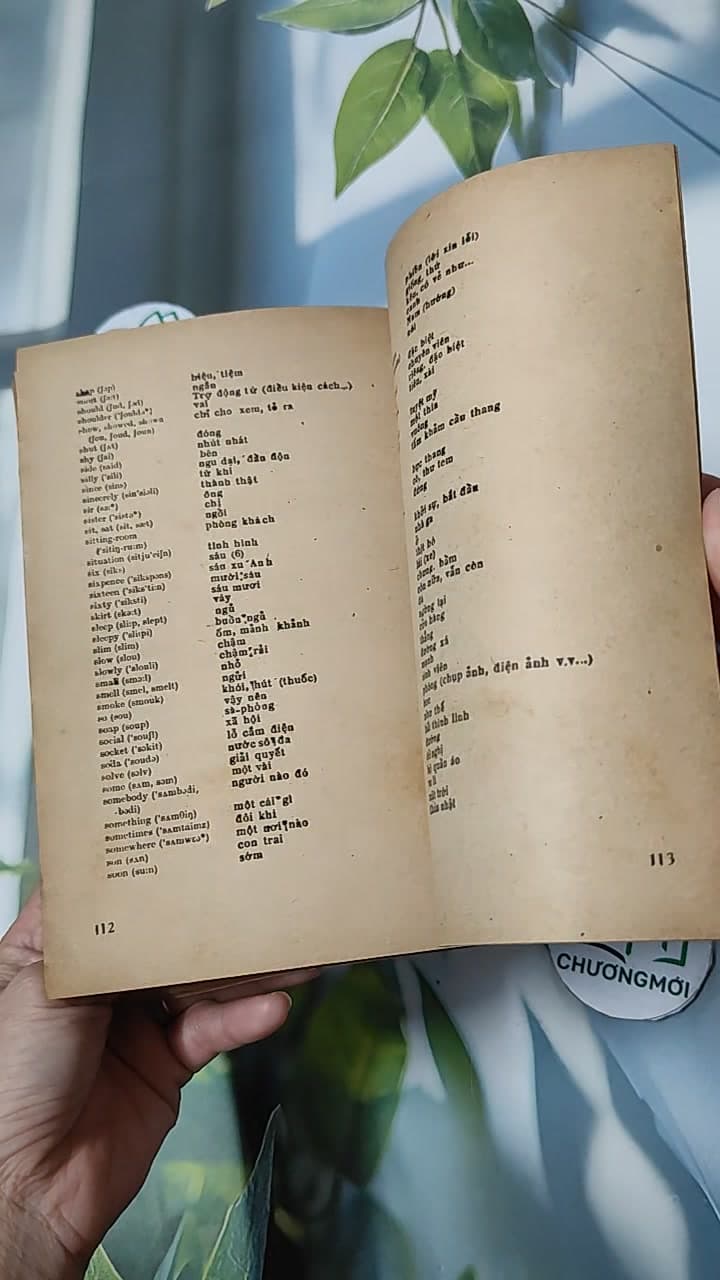 Tiếng Anh Cho Người Mới Bắt Đầu - Calling All Beginners - 3 (song ngữ) 12