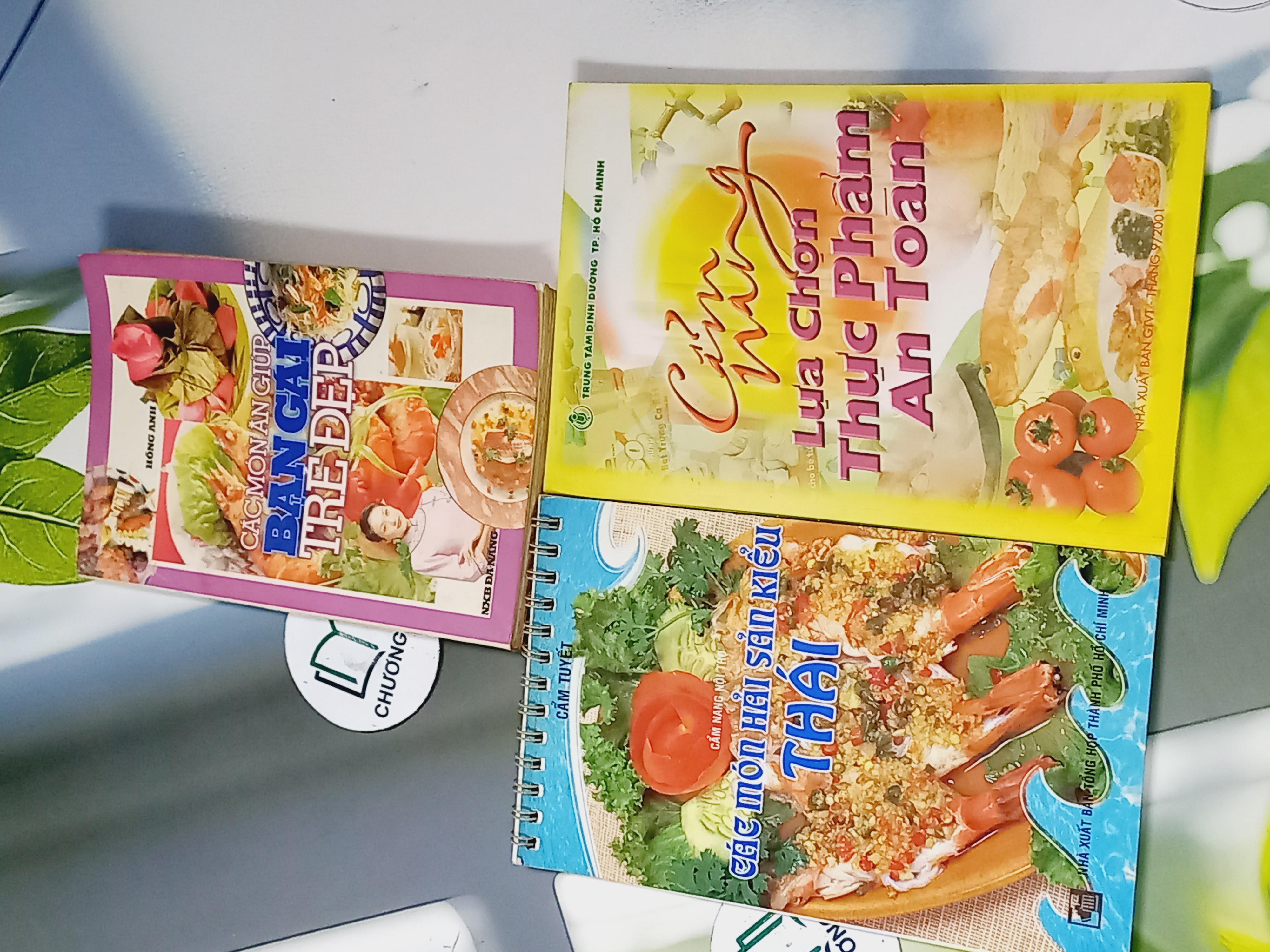 Combo Ẩm Thực: Các Món Hải Sản Kiểu Thái, Các Món Ăn Giúp Bạn Gái Trẻ Đẹp, Lựa Chọn Thực Phẩm An Toàn