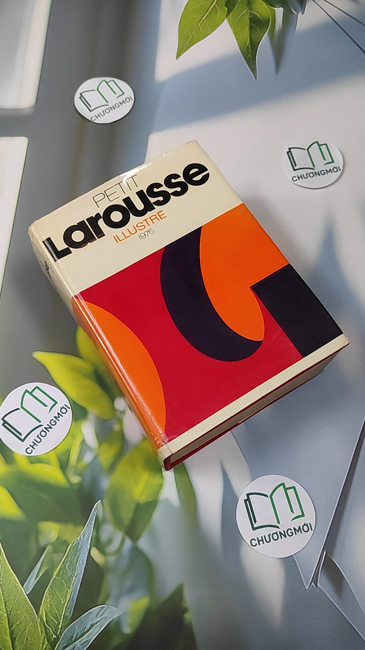 Petit Larousse Illustré 1975