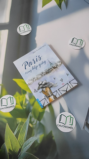 Paris Trong Hộp Giày